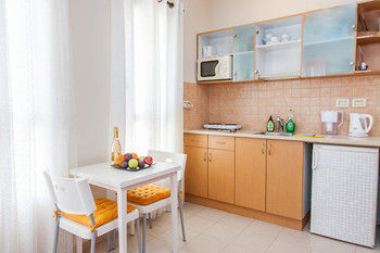 Dinami Apartment *
