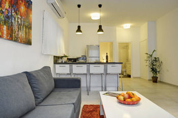 Dinami Tel Aviv
